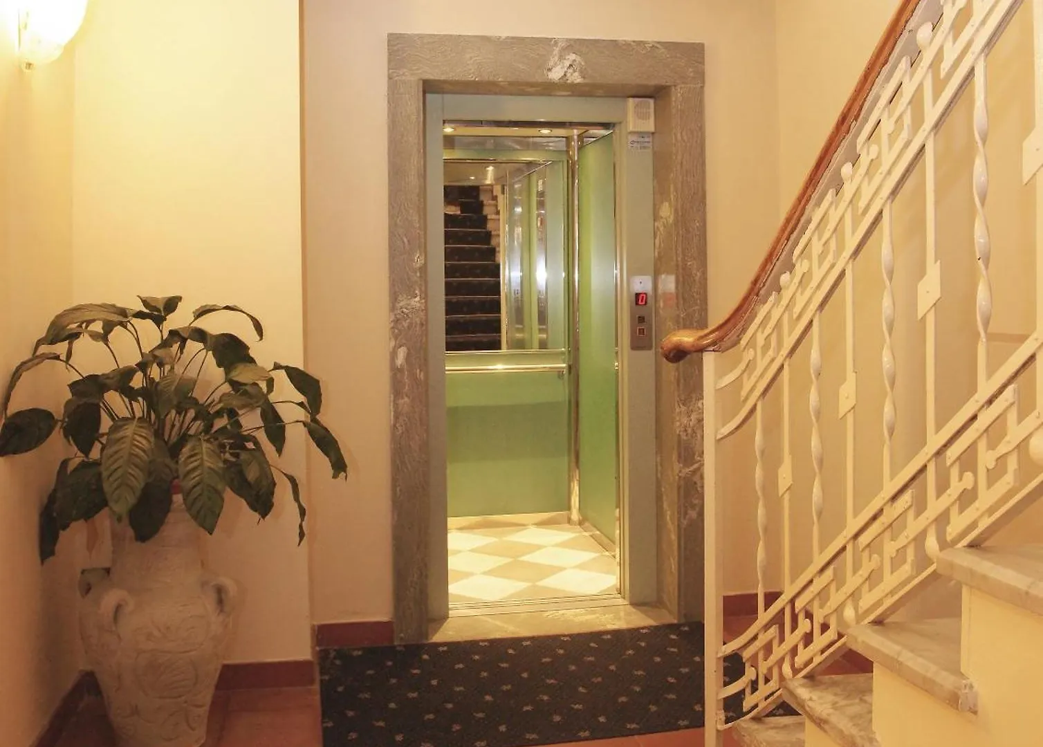 ***  Hotel Coluccini Marina di Pietrasanta Italia