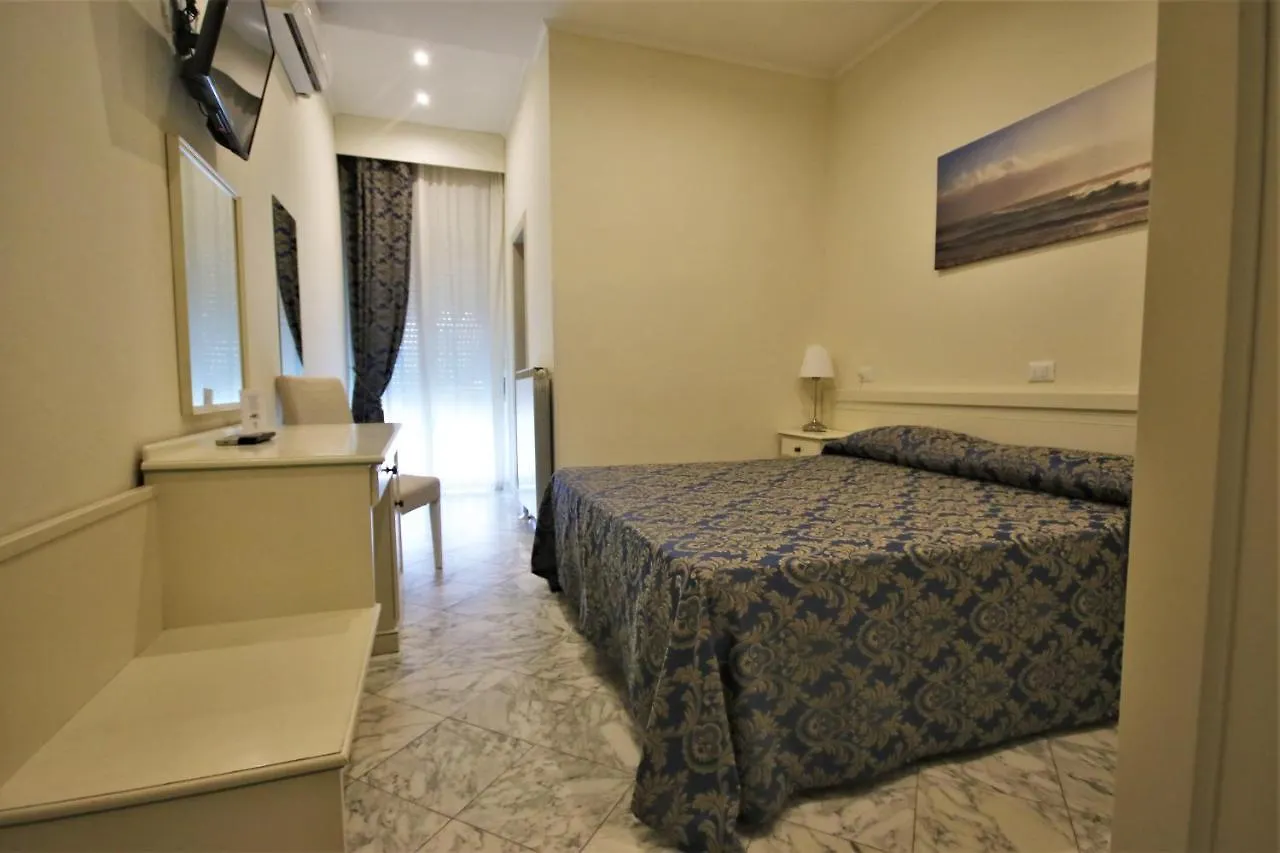 ***  Hotel Coluccini Marina di Pietrasanta Italia